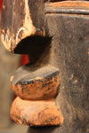 Maschera africana in legno dipinta a mano